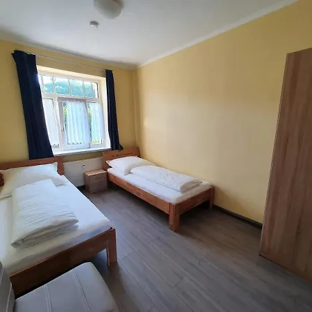 Schoene Wohnung In Эйзенах Экстерьер фото
