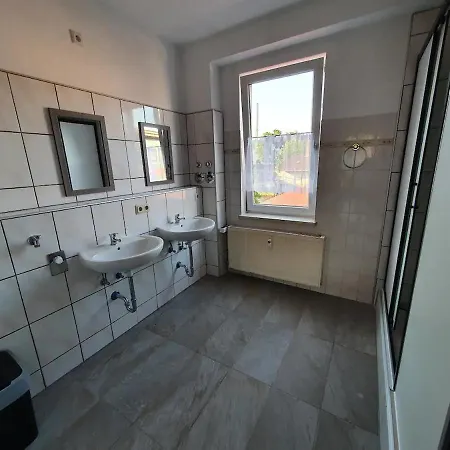 Schoene Wohnung In Эйзенах Экстерьер фото